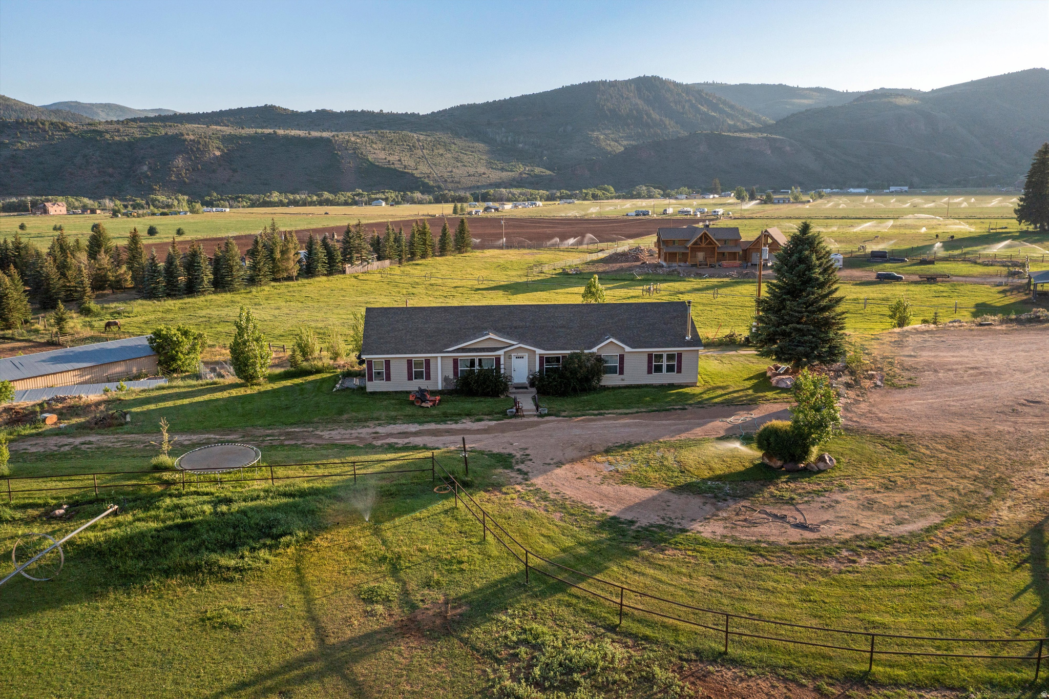 main property photo 18