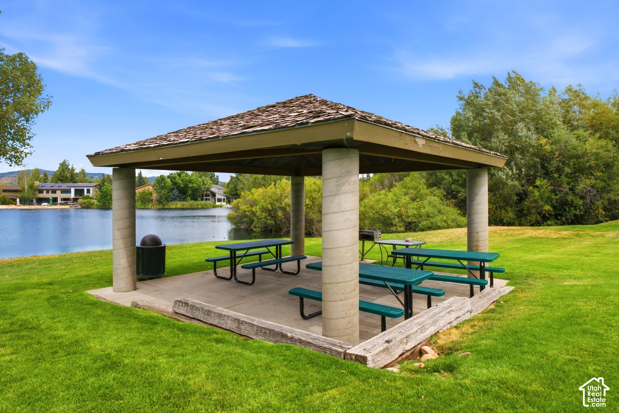 main property photo 68