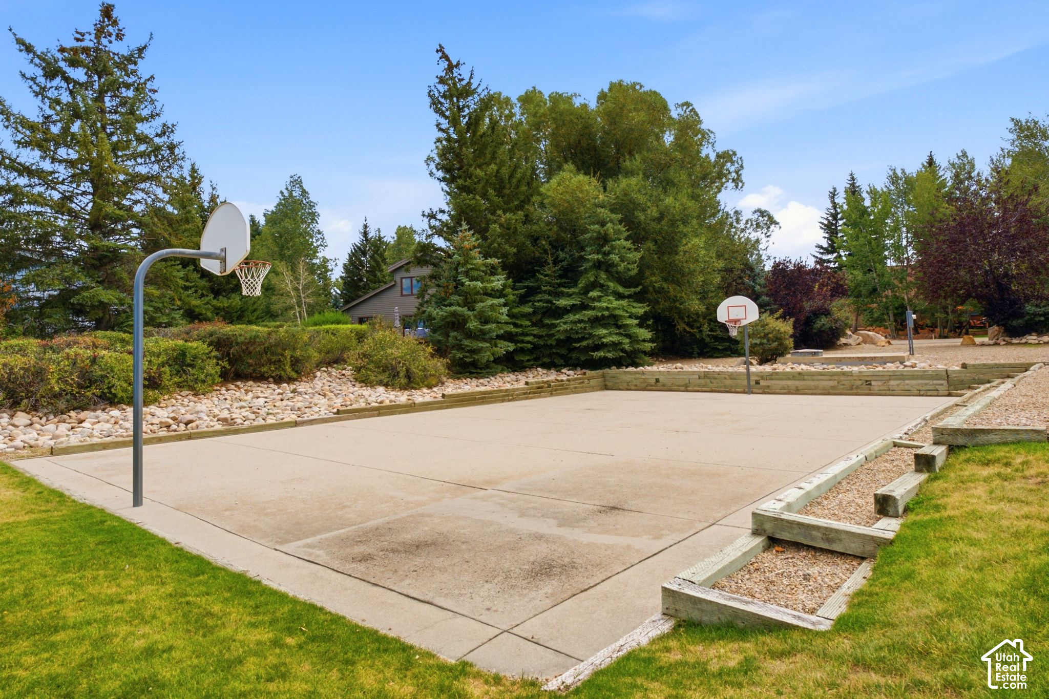 main property photo 69
