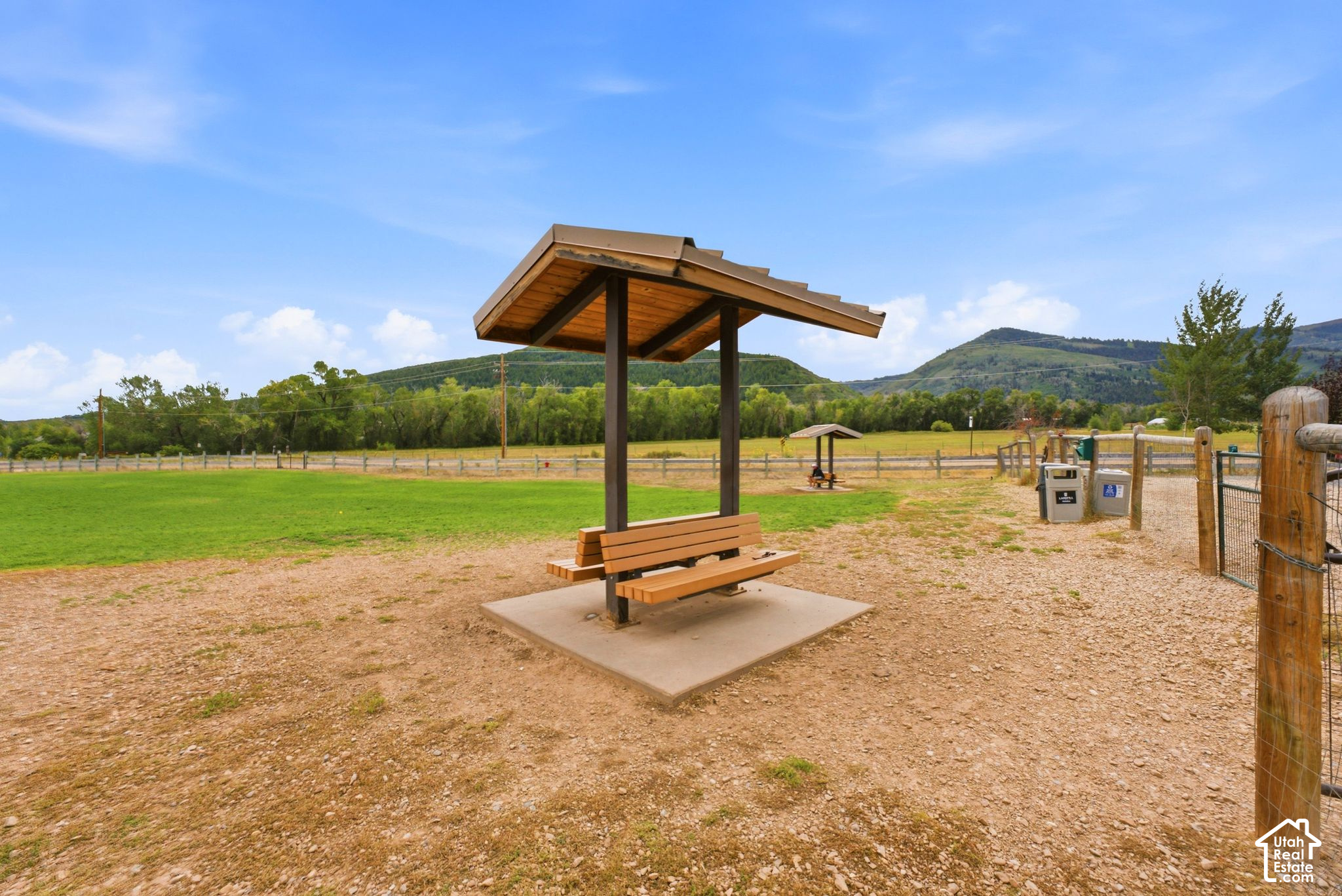 main property photo 83