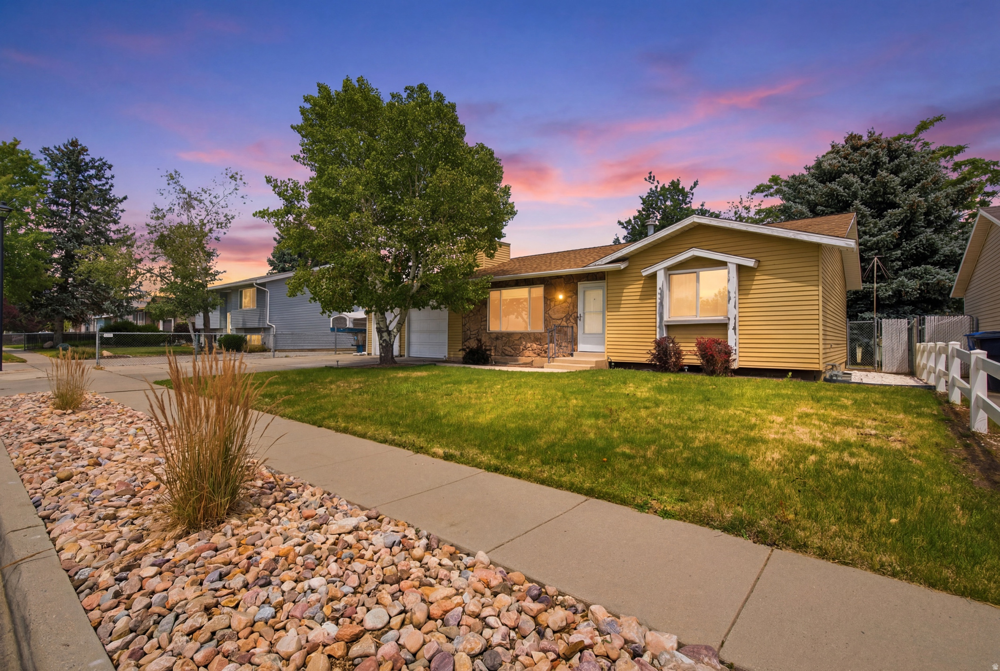 main property photo 0