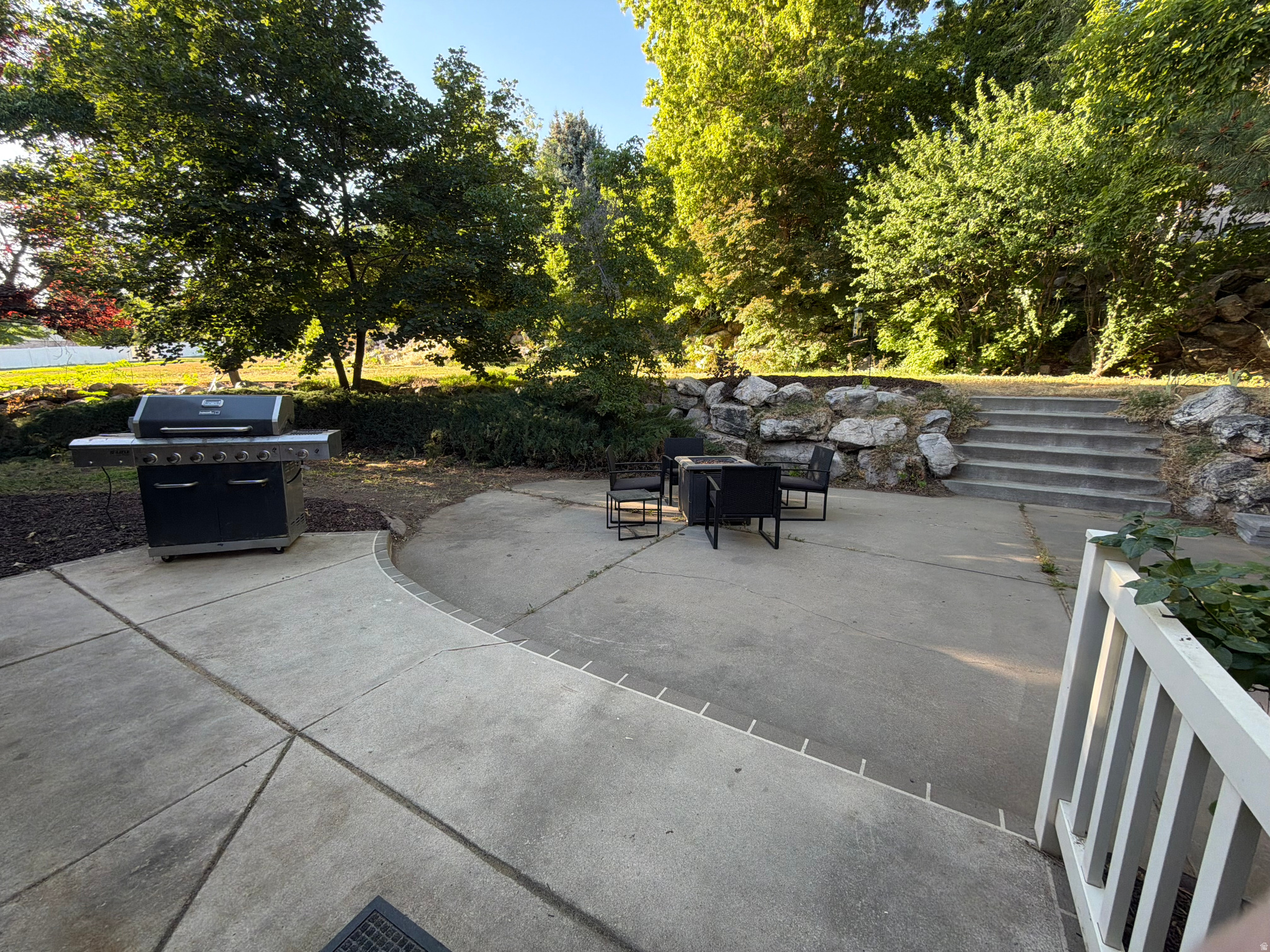 main property photo 67