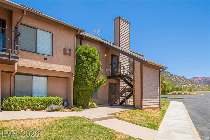 main property photo 78