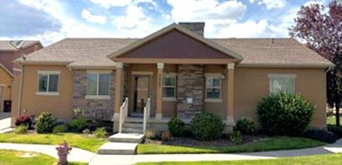 image of property with 4 Bed | 3 Bath | 2,590 Sqft