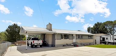 image of property with 4 Bed | 3 Bath | 2,688 Sqft