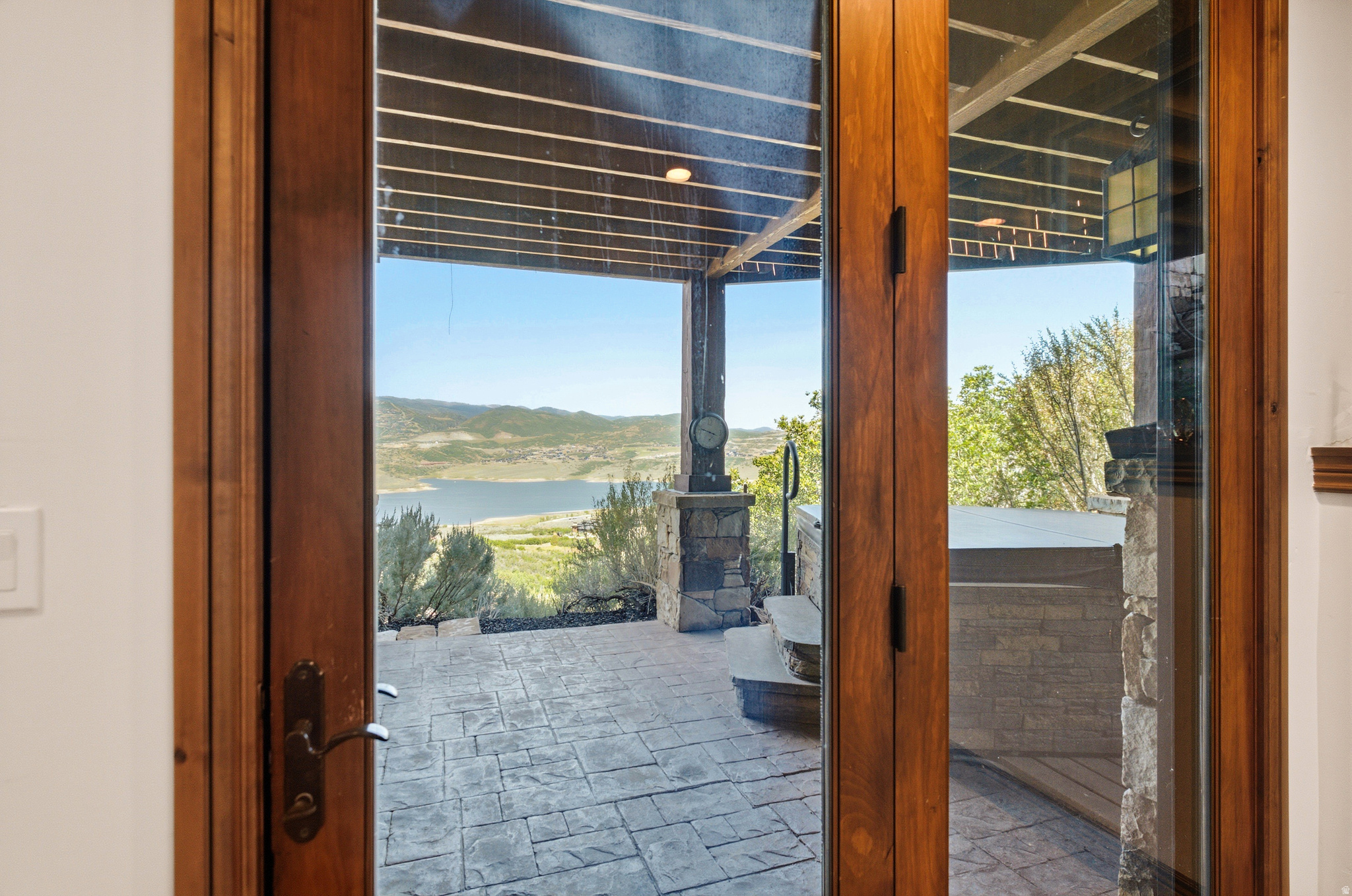 main property photo 31