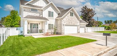 image of property with 5 Bed | 3 Bath | 2,893 Sqft