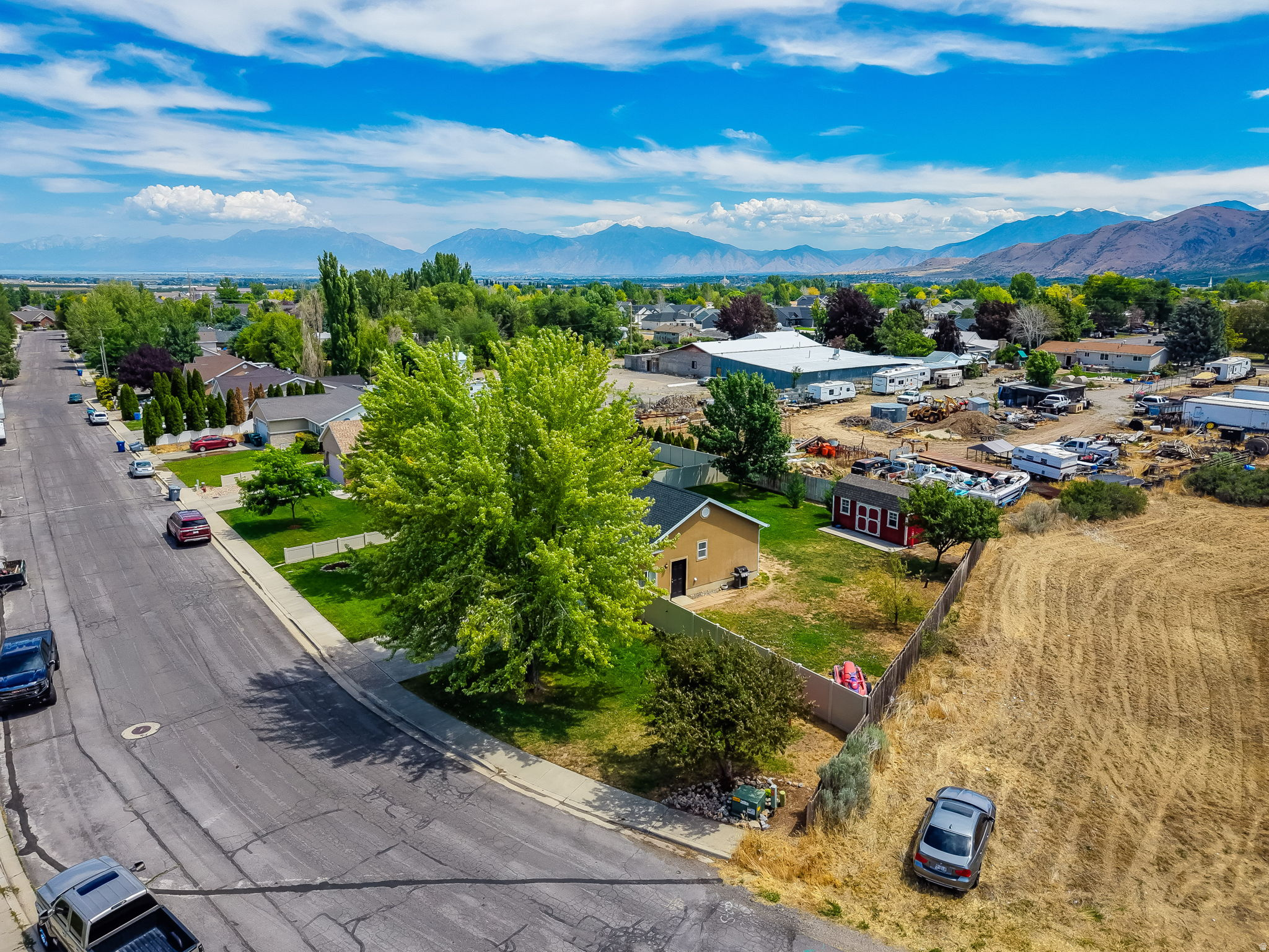 main property photo 29