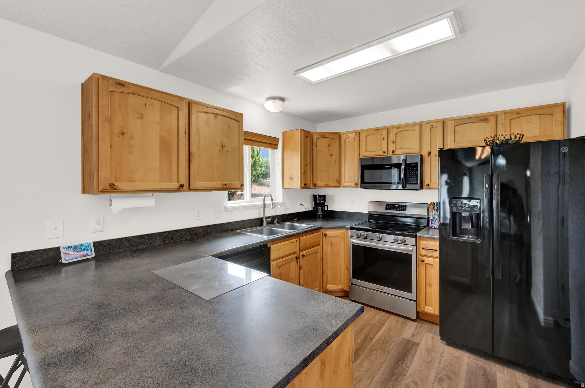 main property photo 7