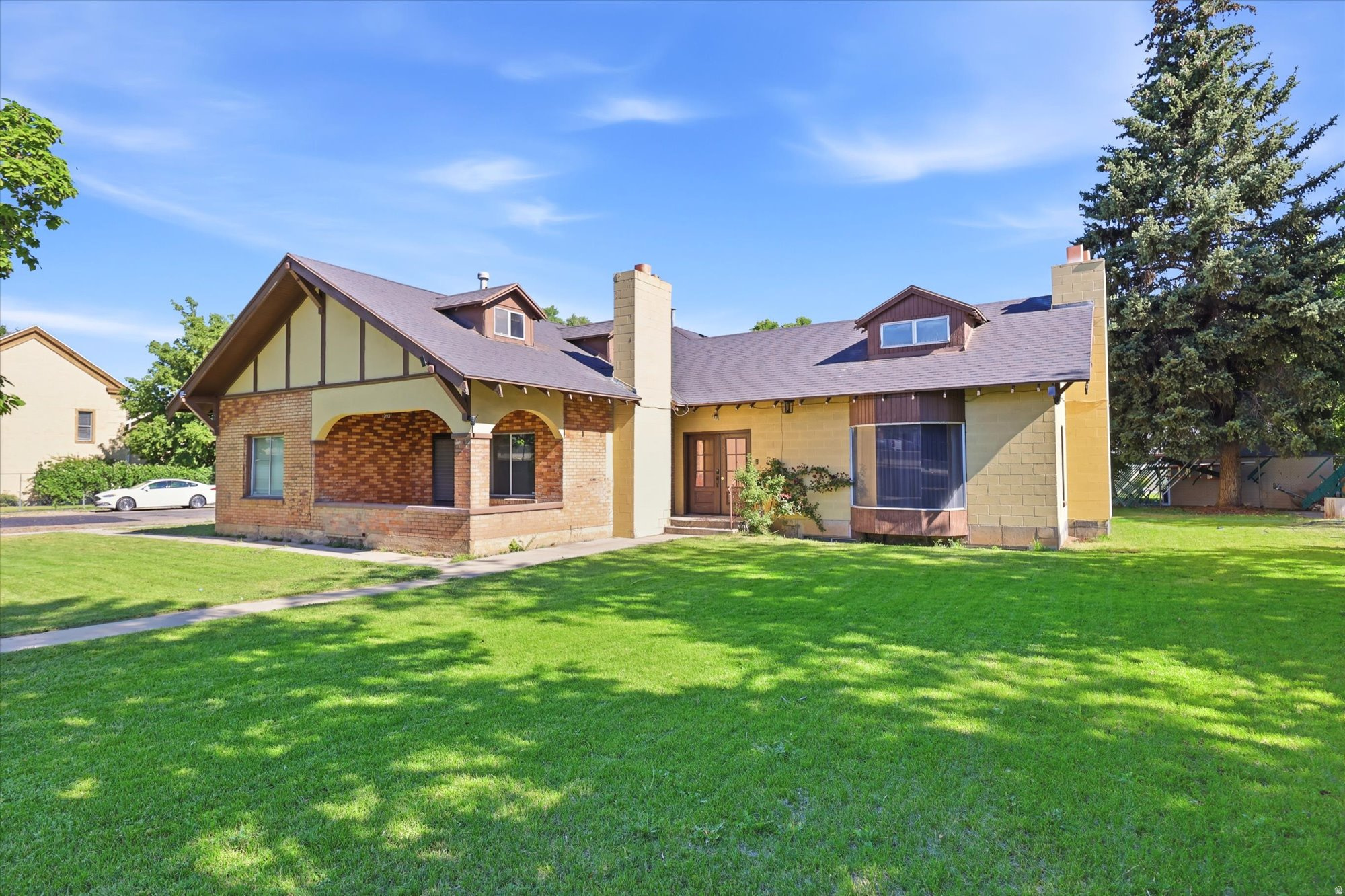 main property photo 1