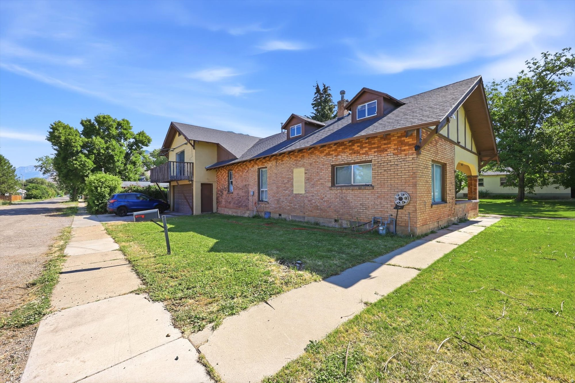 main property photo 2