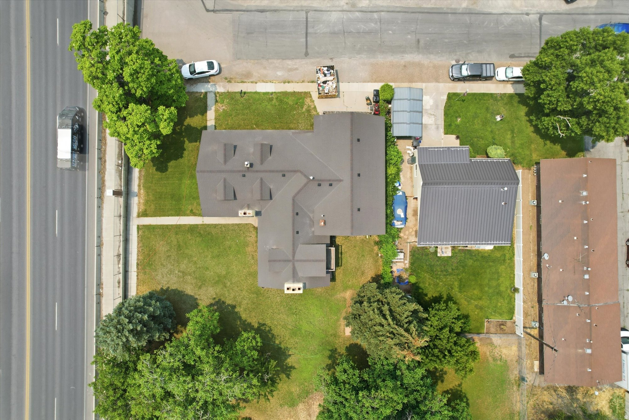 main property photo 5
