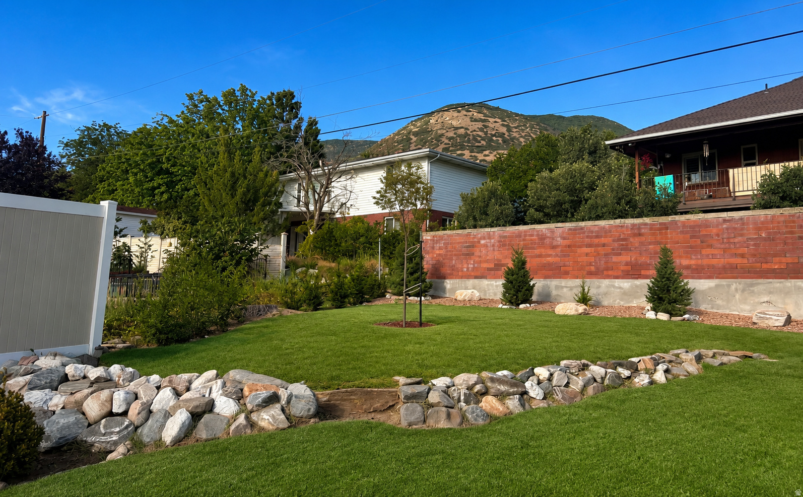 main property photo 20