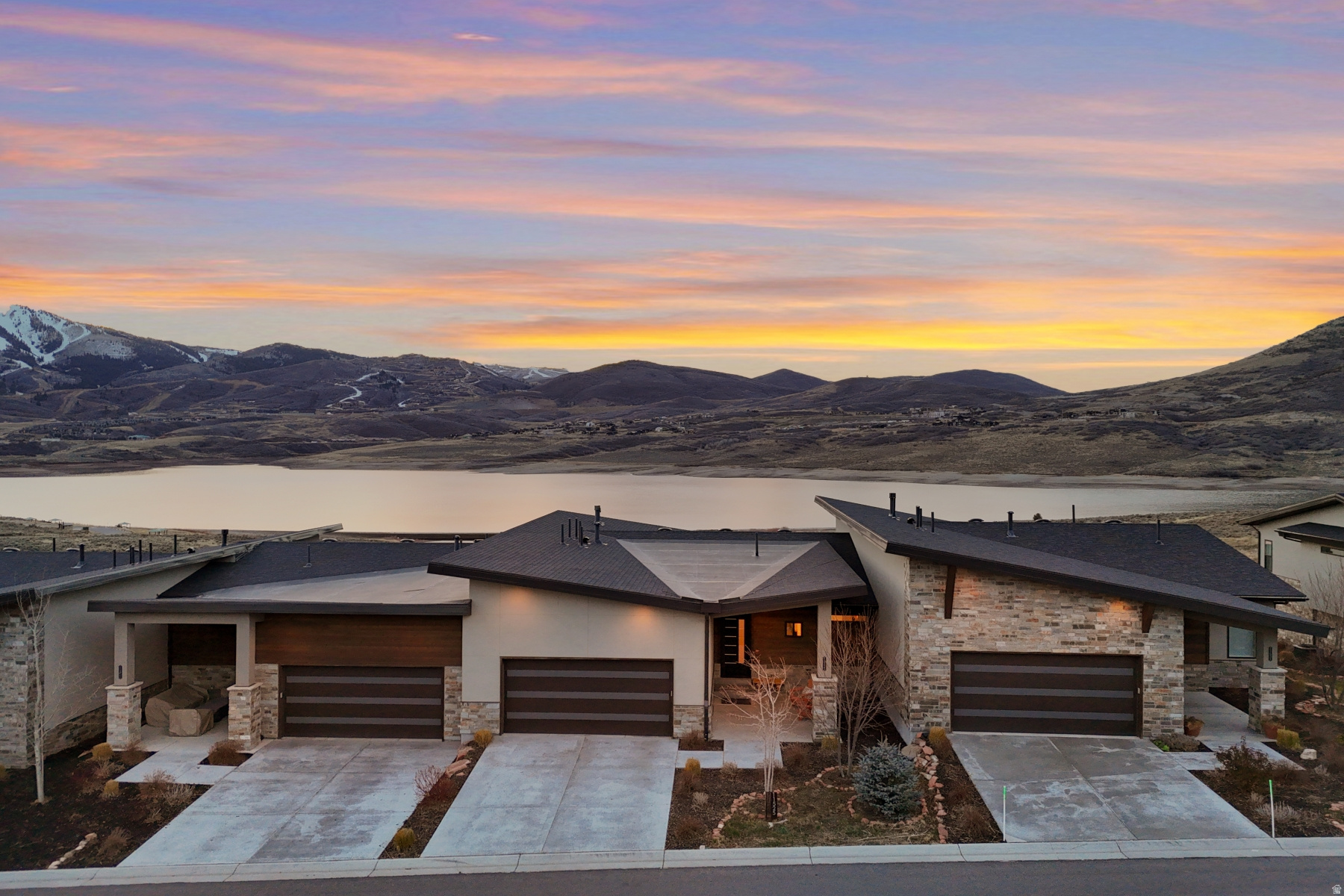 main property photo 73