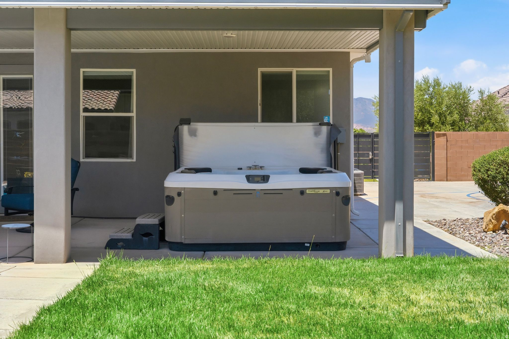 main property photo 45