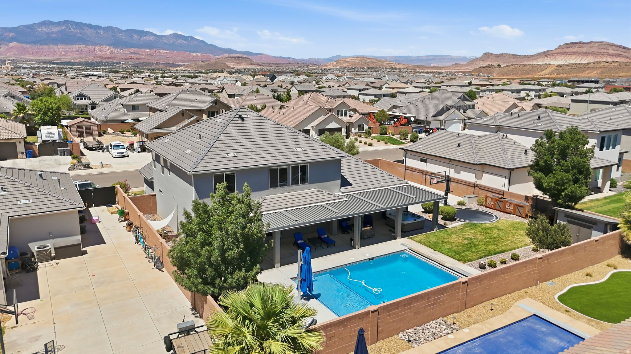 main property photo 49