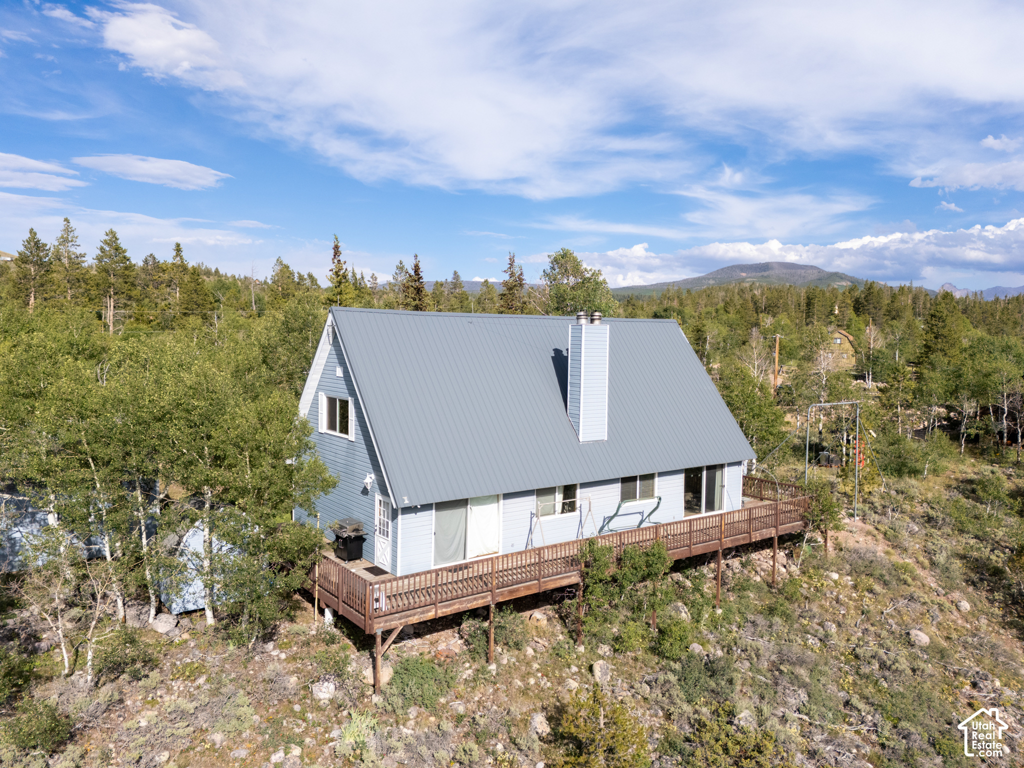 main property photo 16