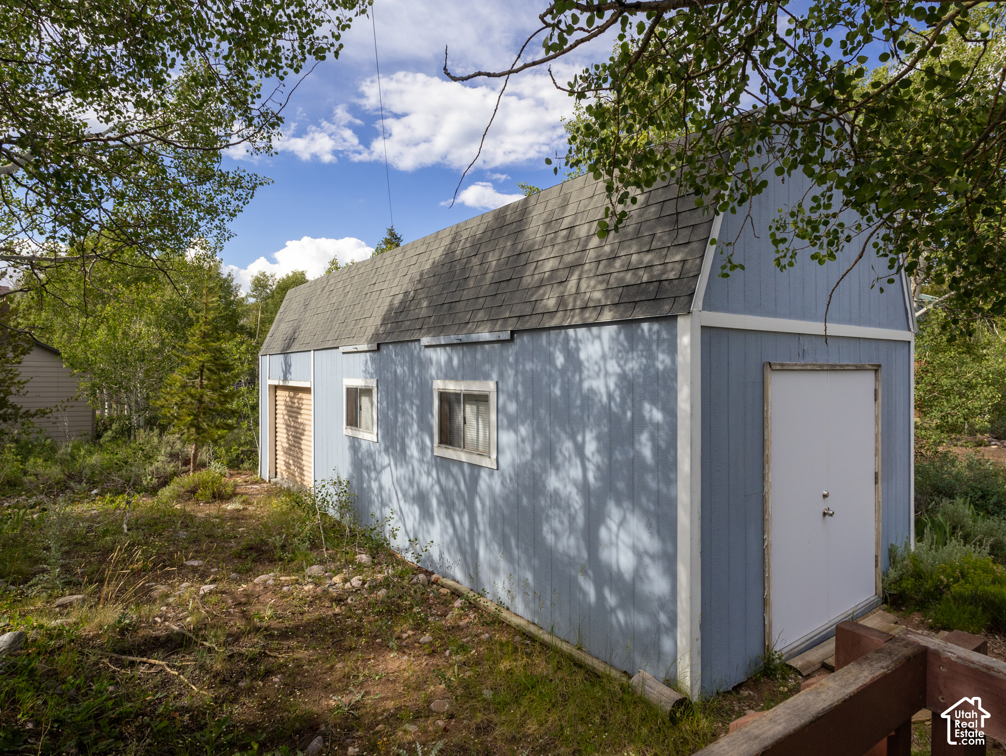 main property photo 18