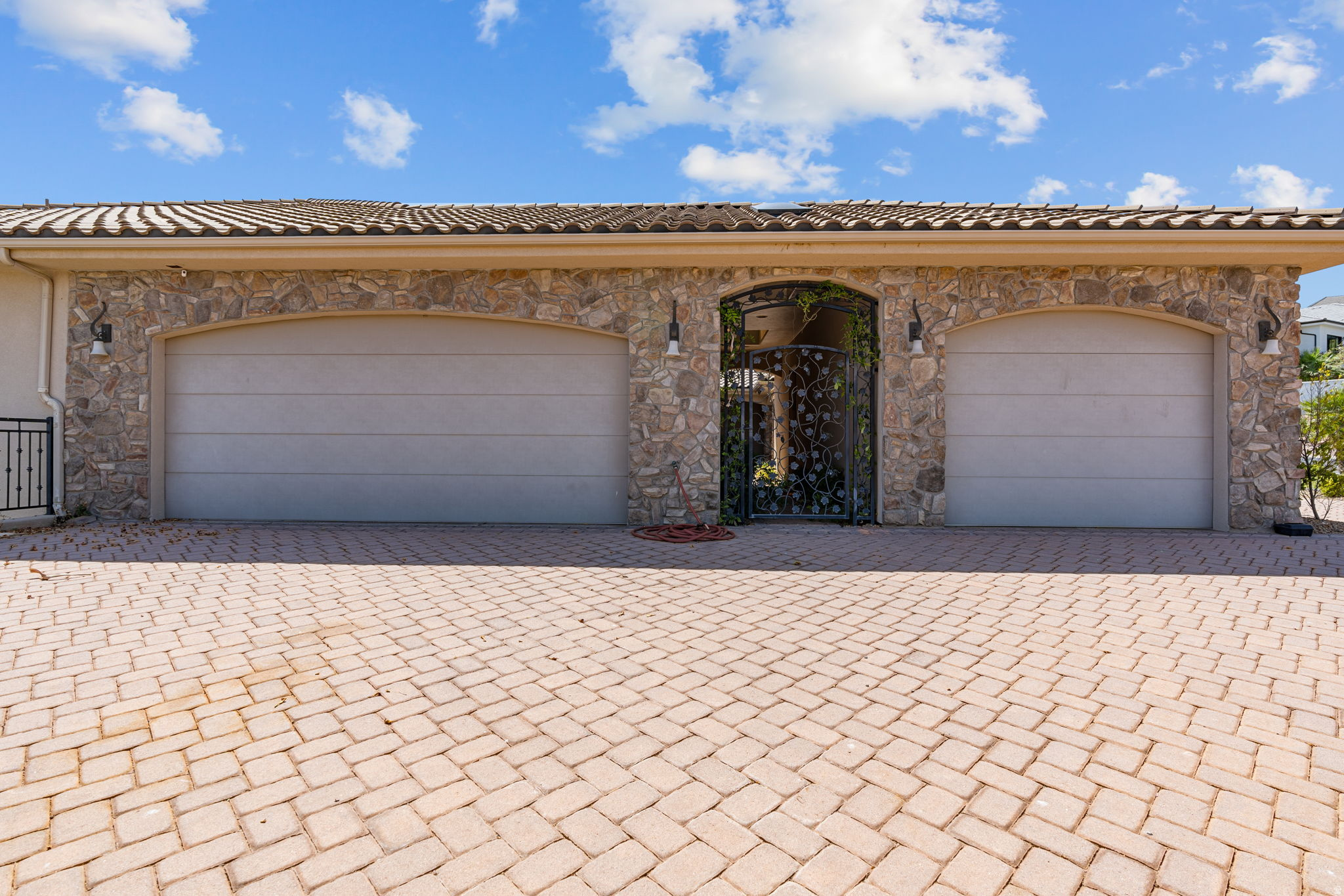 main property photo 100