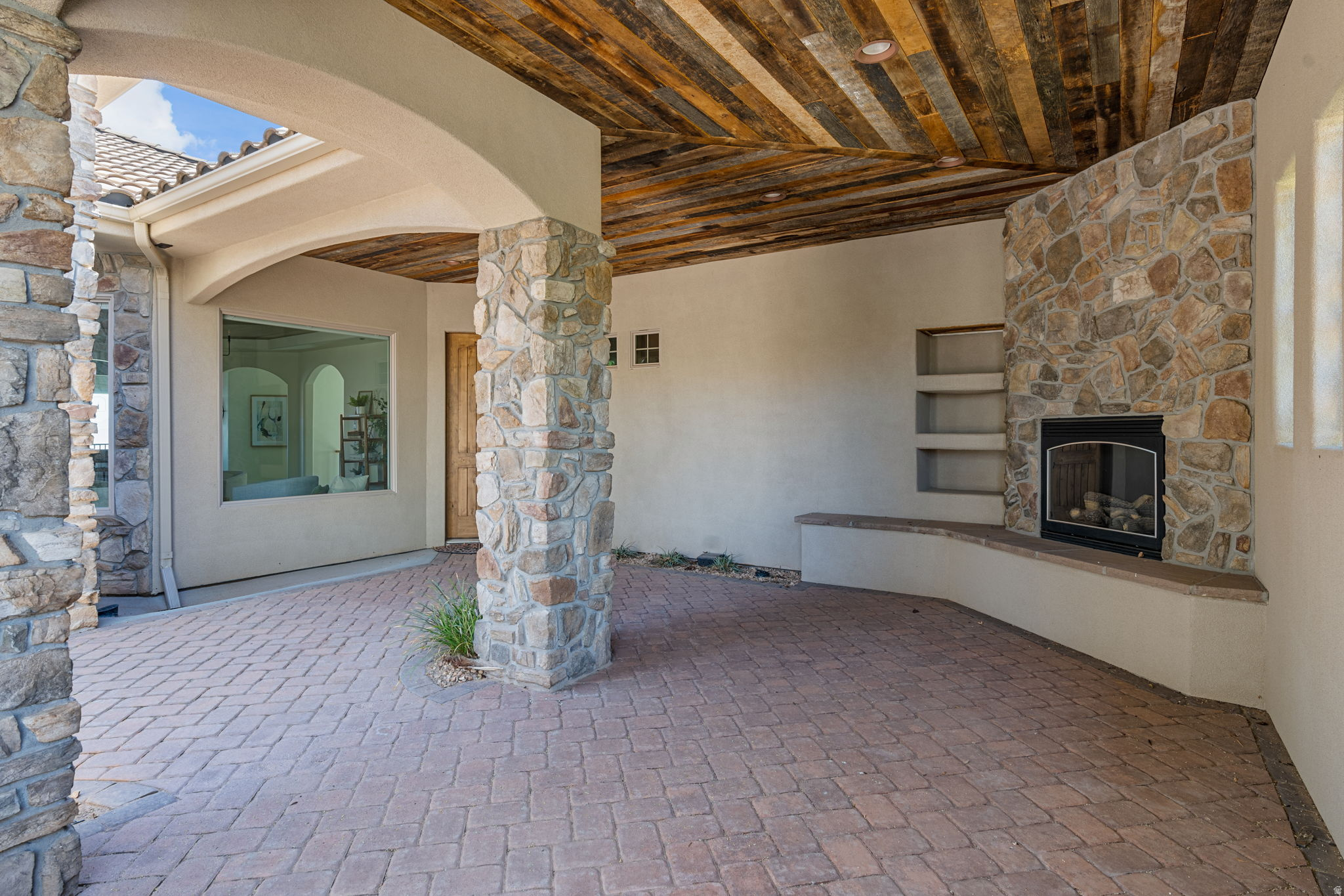 main property photo 102