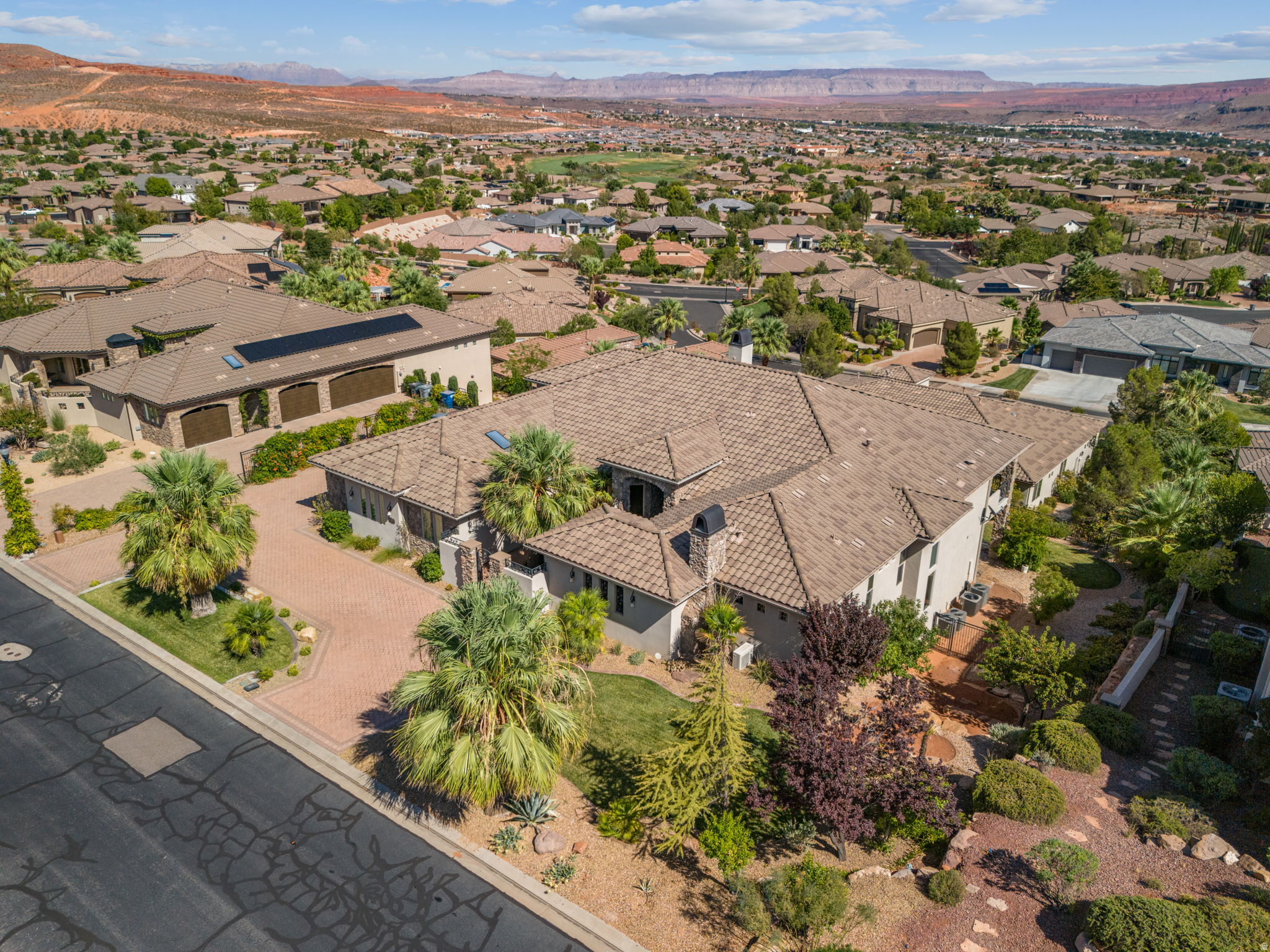main property photo 88