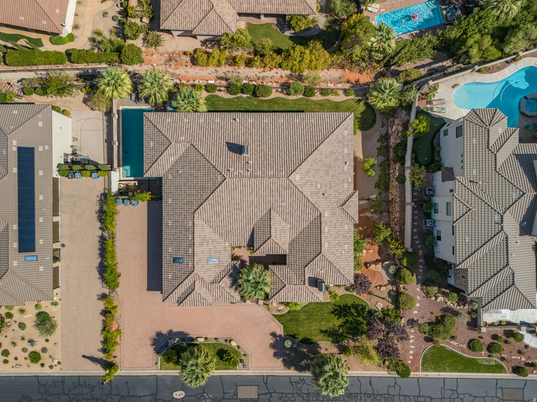 main property photo 94
