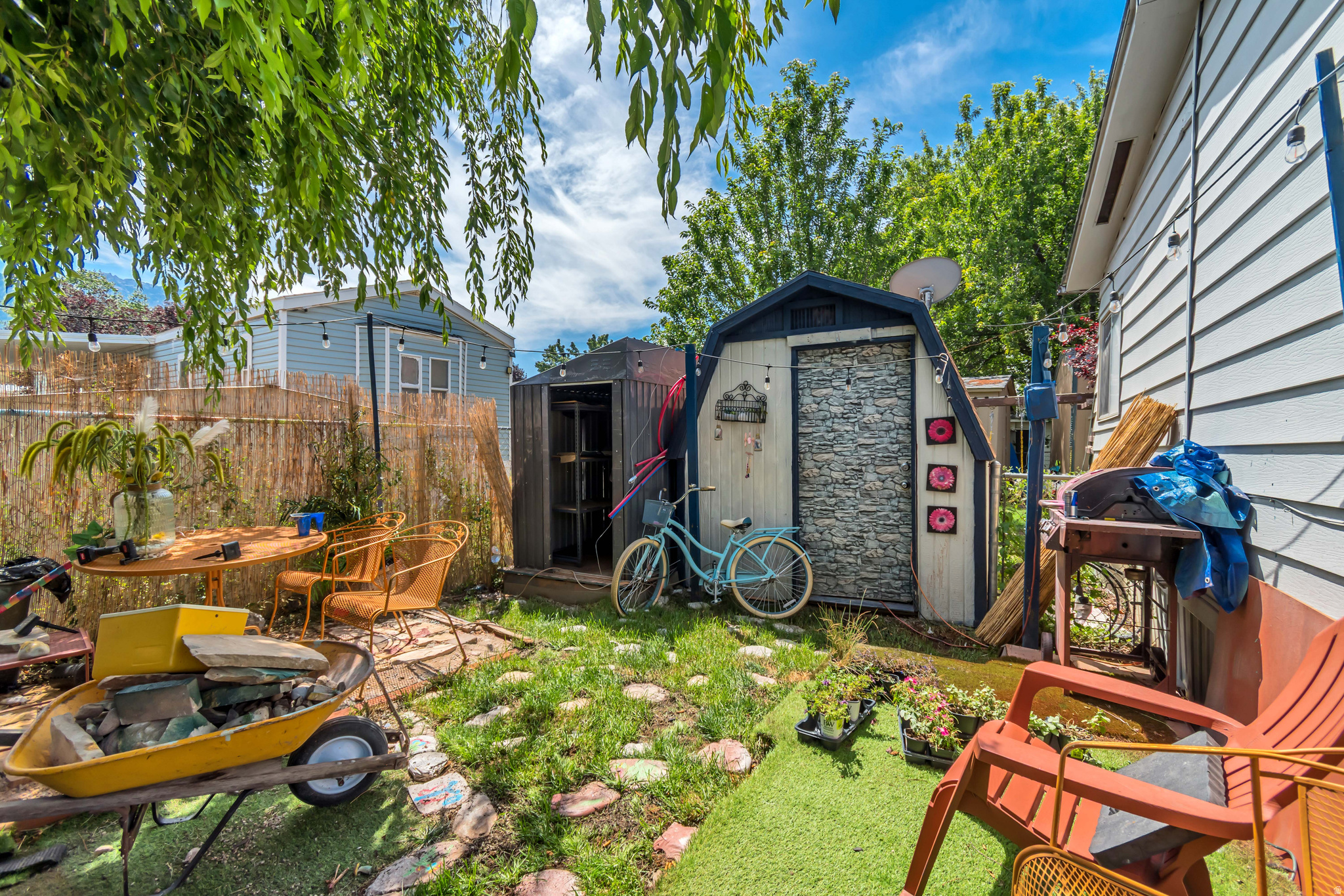 main property photo 16