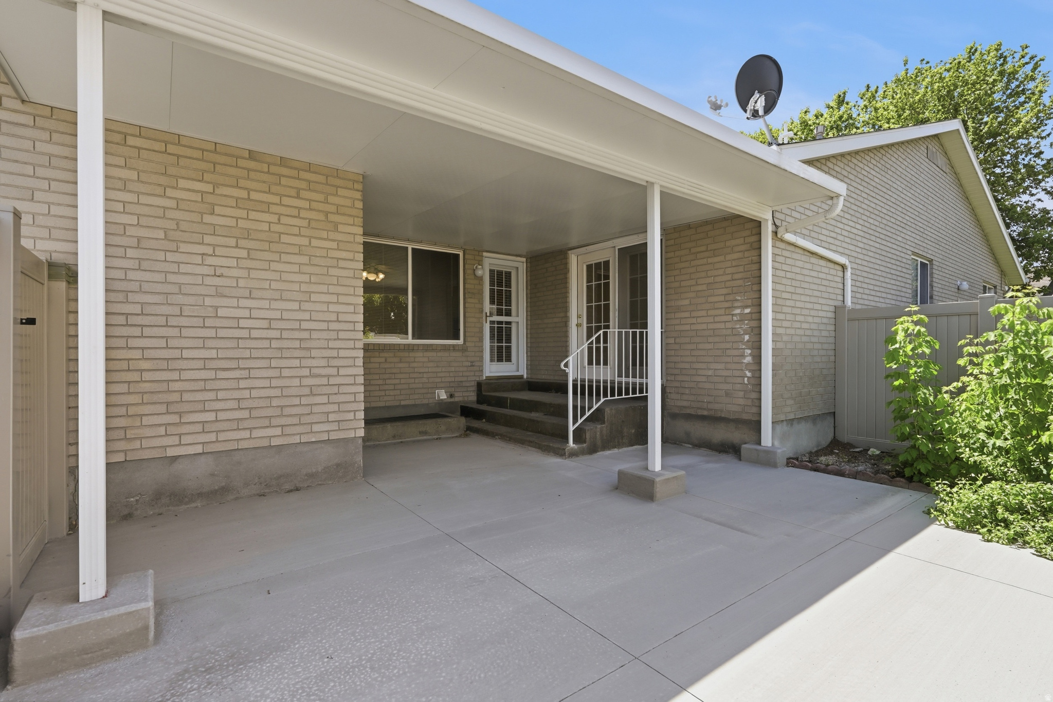 main property photo 38