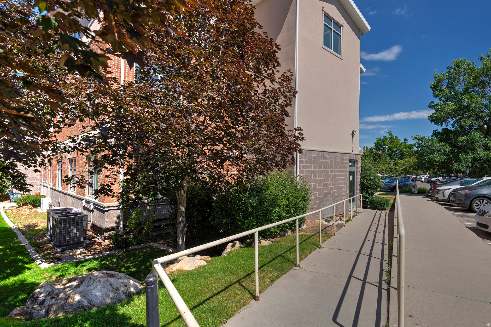 main property photo 31
