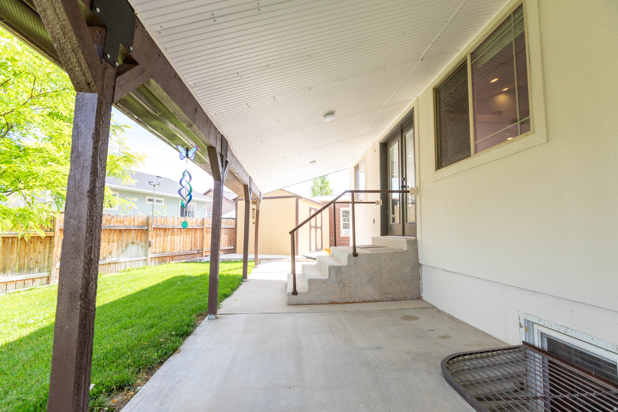 main property photo 16