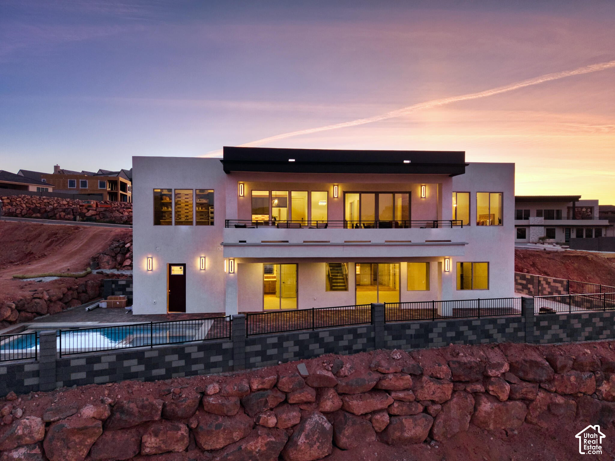 main property photo 5