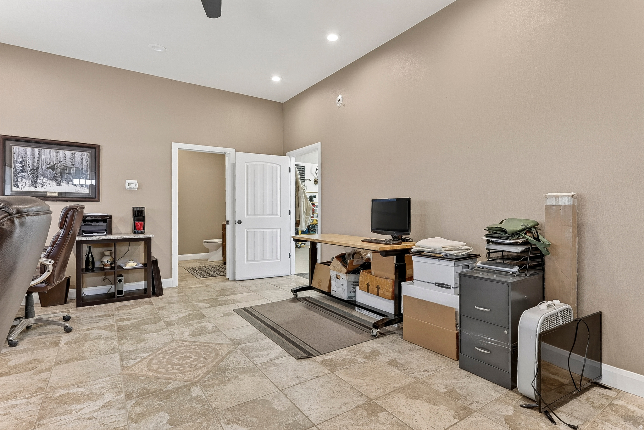 main property photo 75