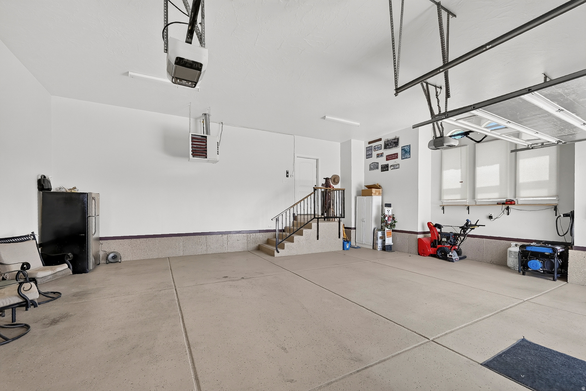 main property photo 81