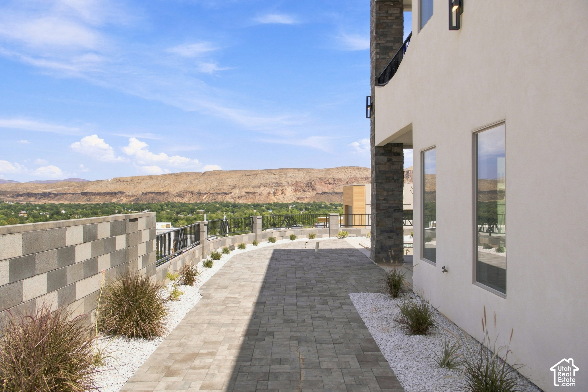 main property photo 79