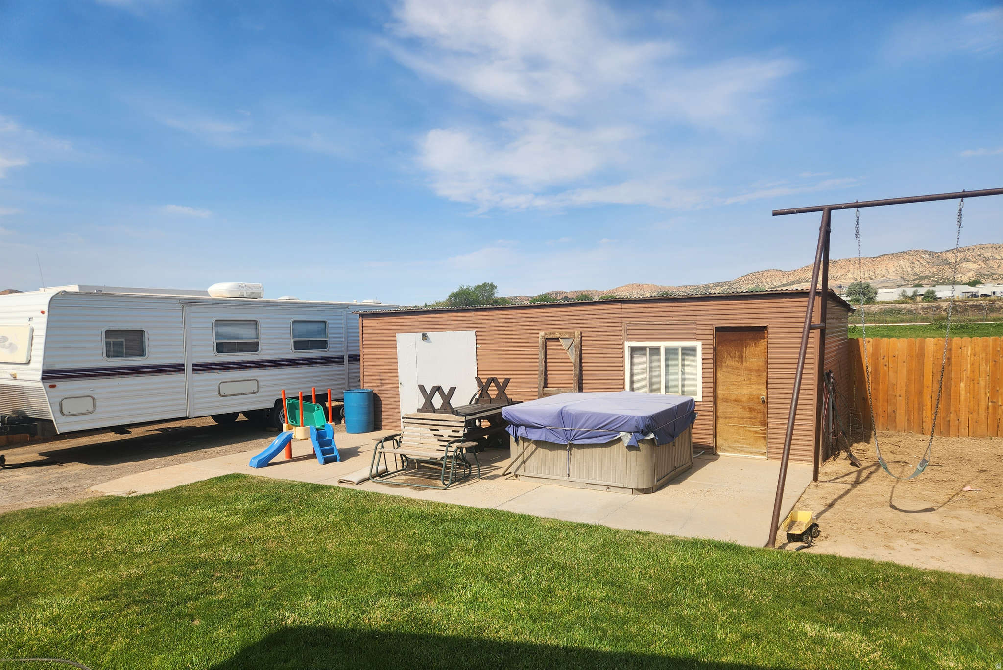 main property photo 24