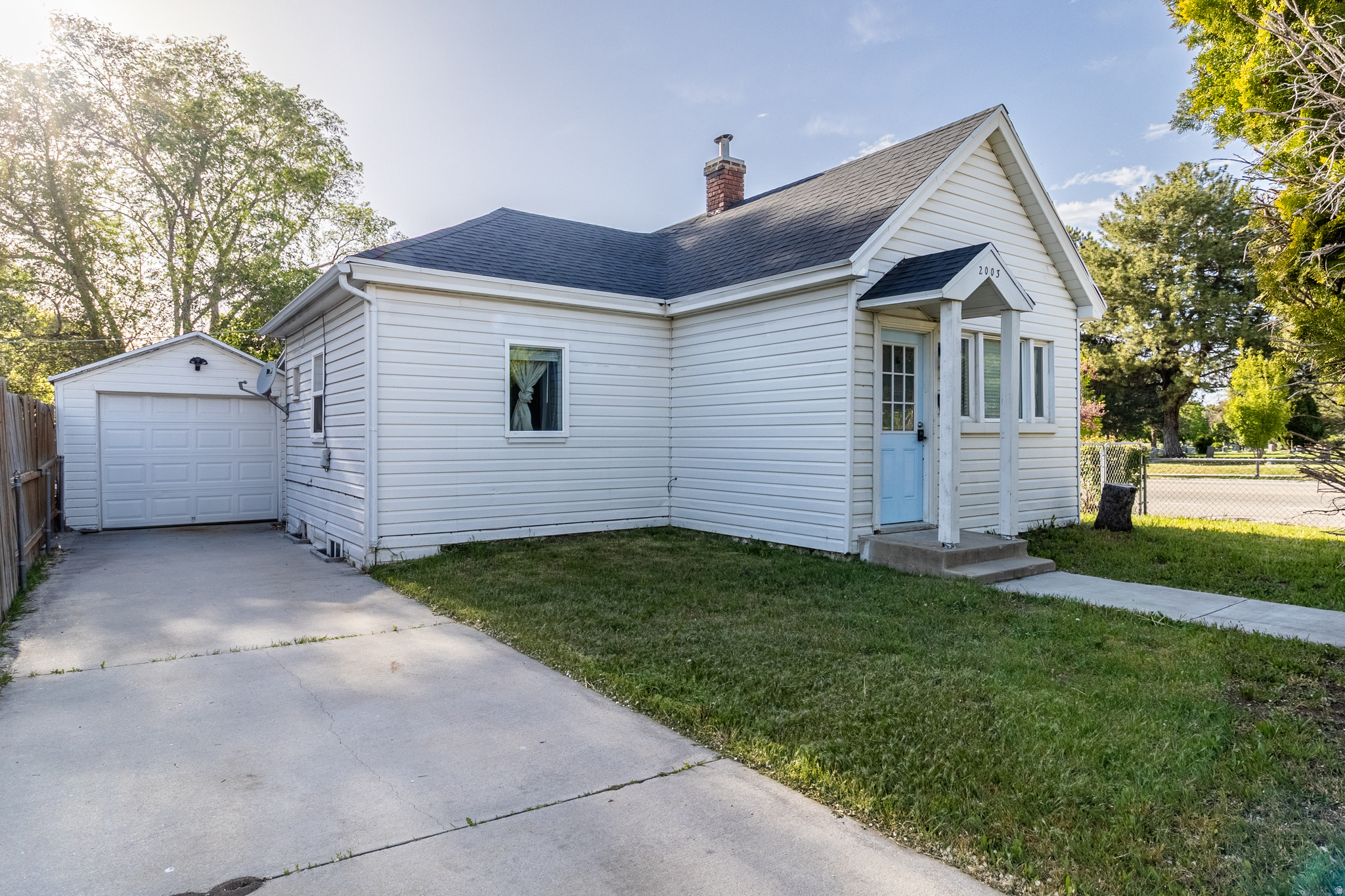 main property photo 1
