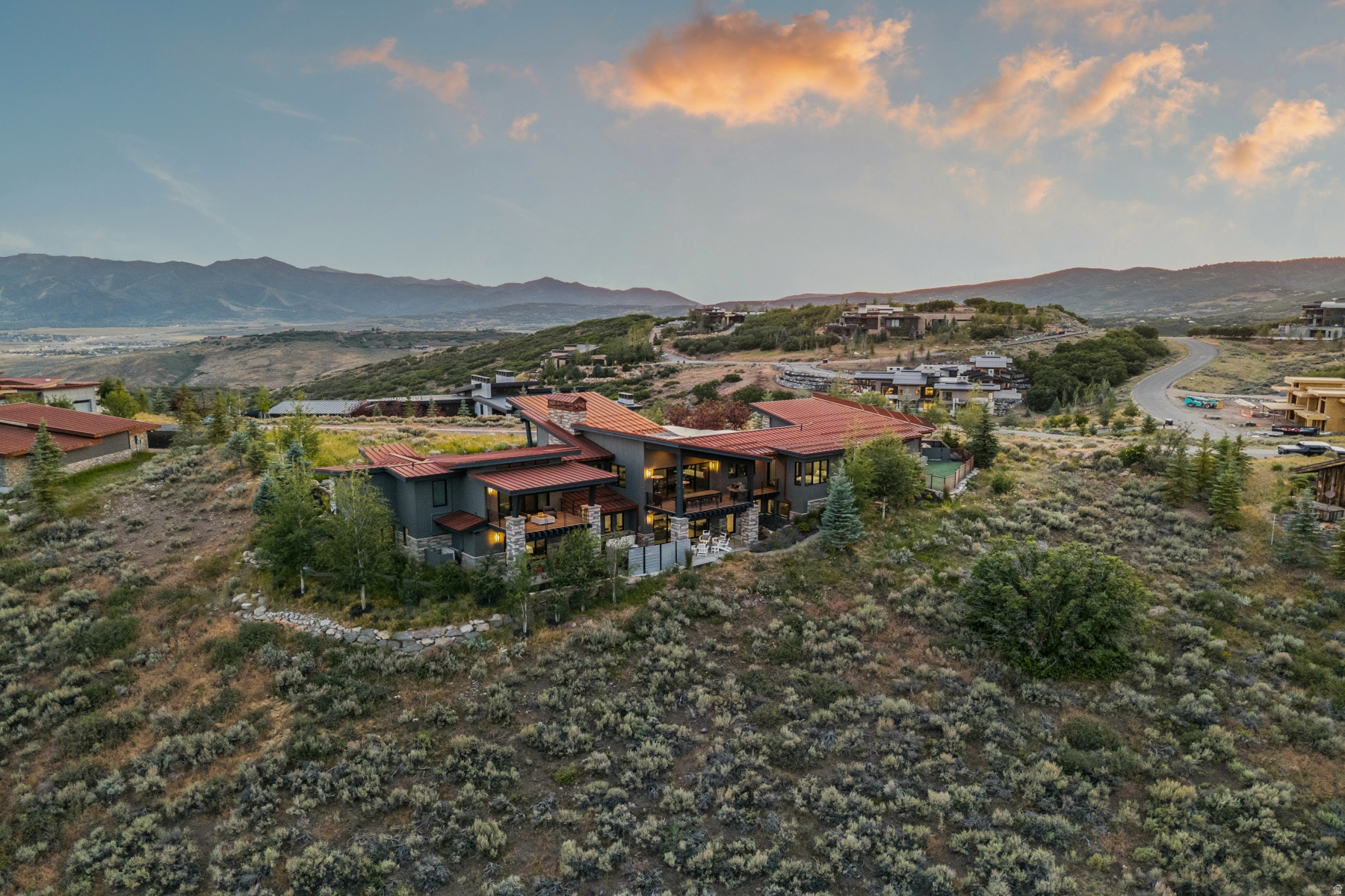main property photo 4