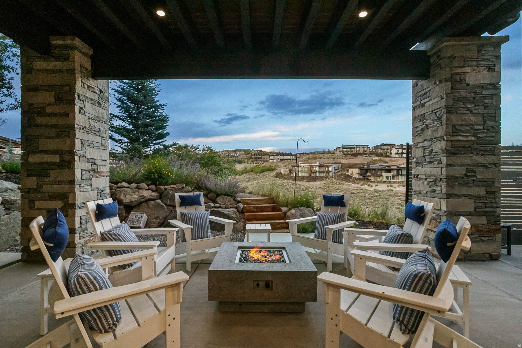 main property photo 71