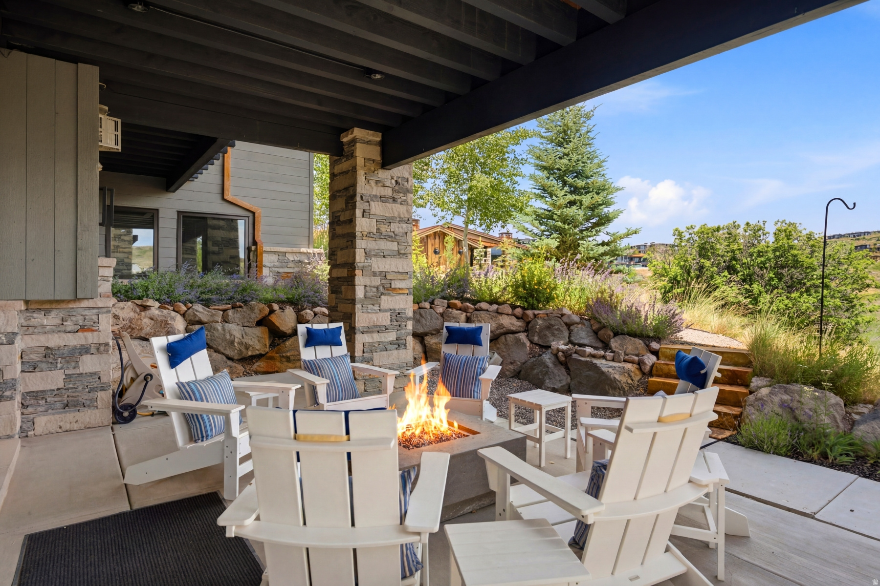 main property photo 74