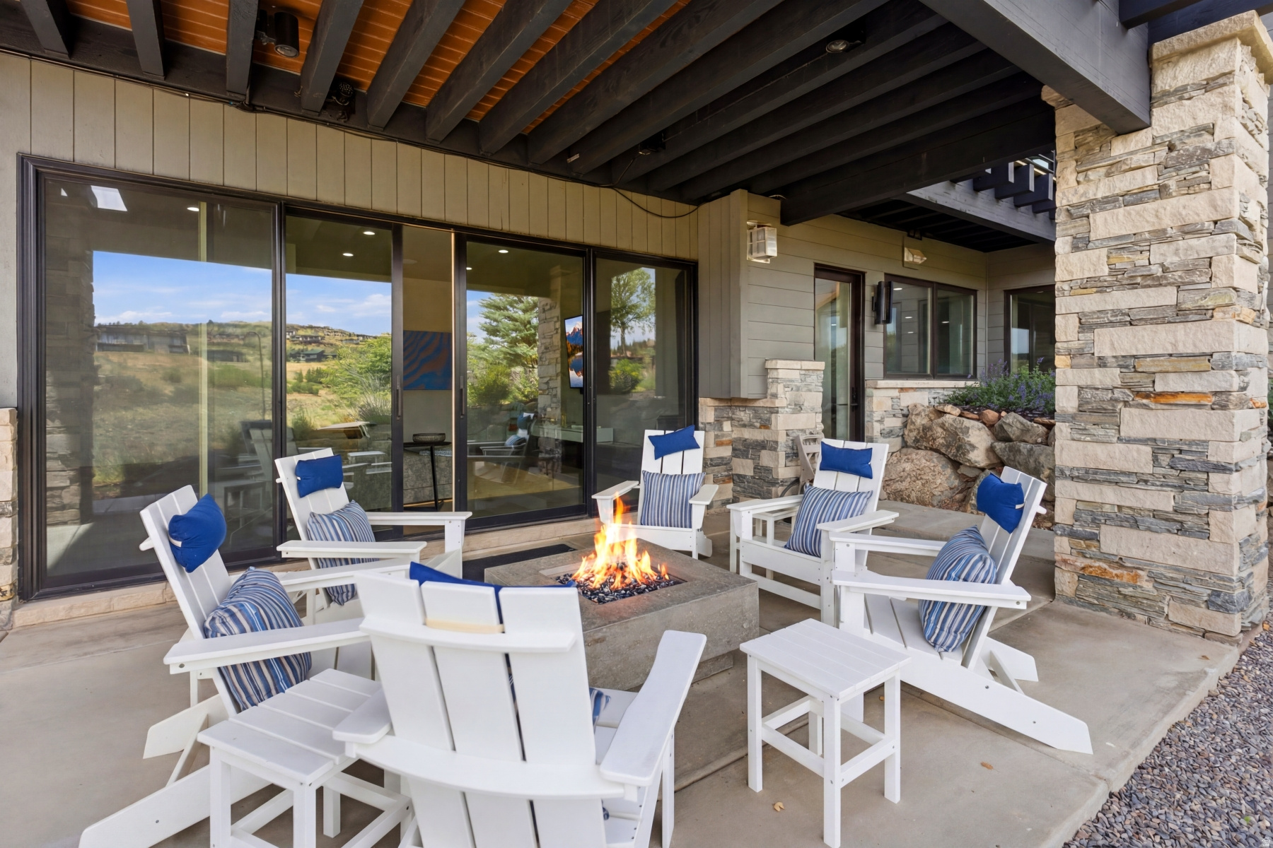 main property photo 75