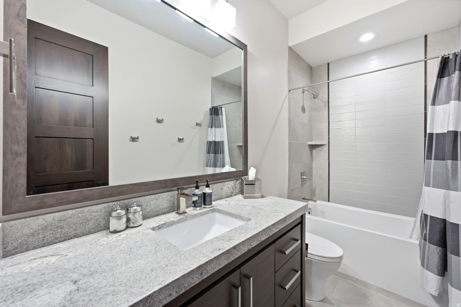 main property photo 95