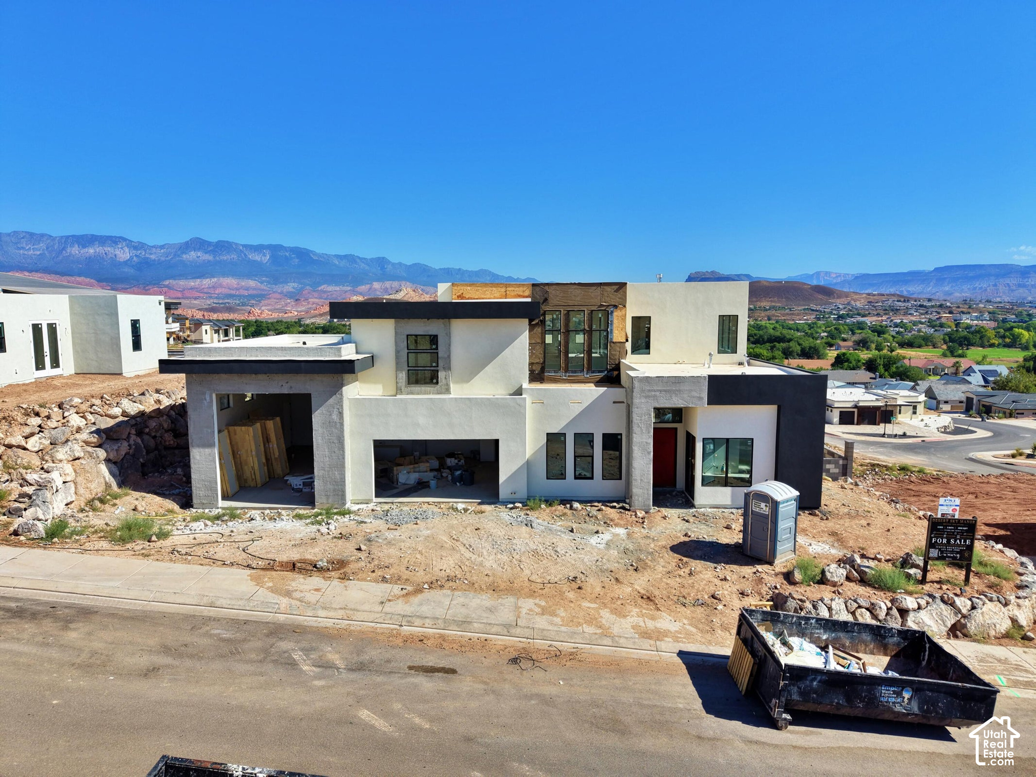 main property photo 2