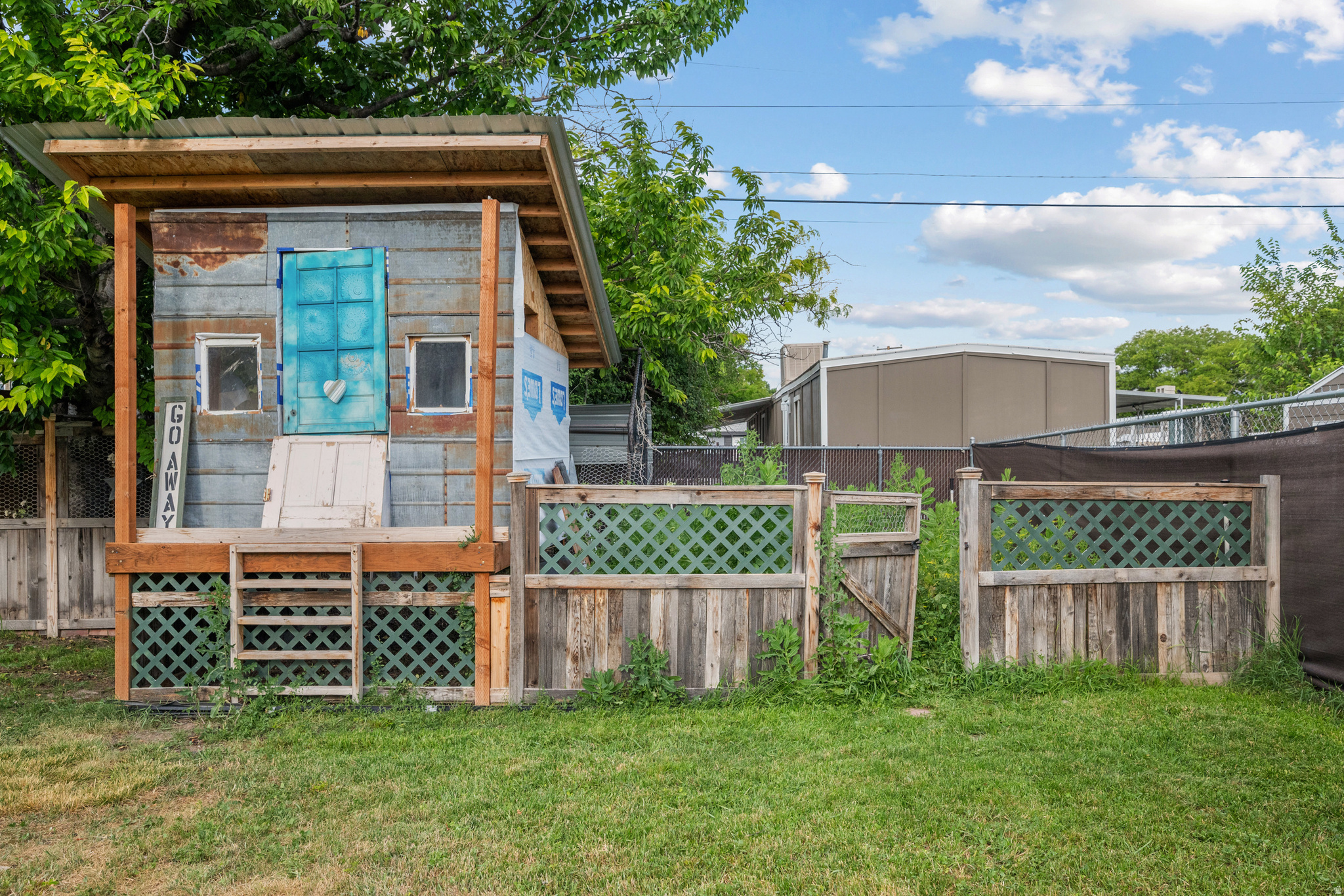 main property photo 14