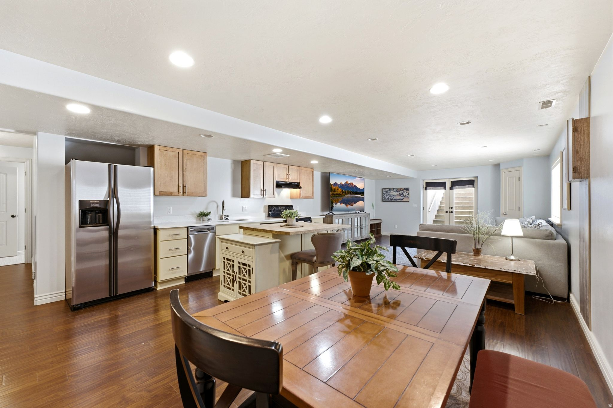 main property photo 58