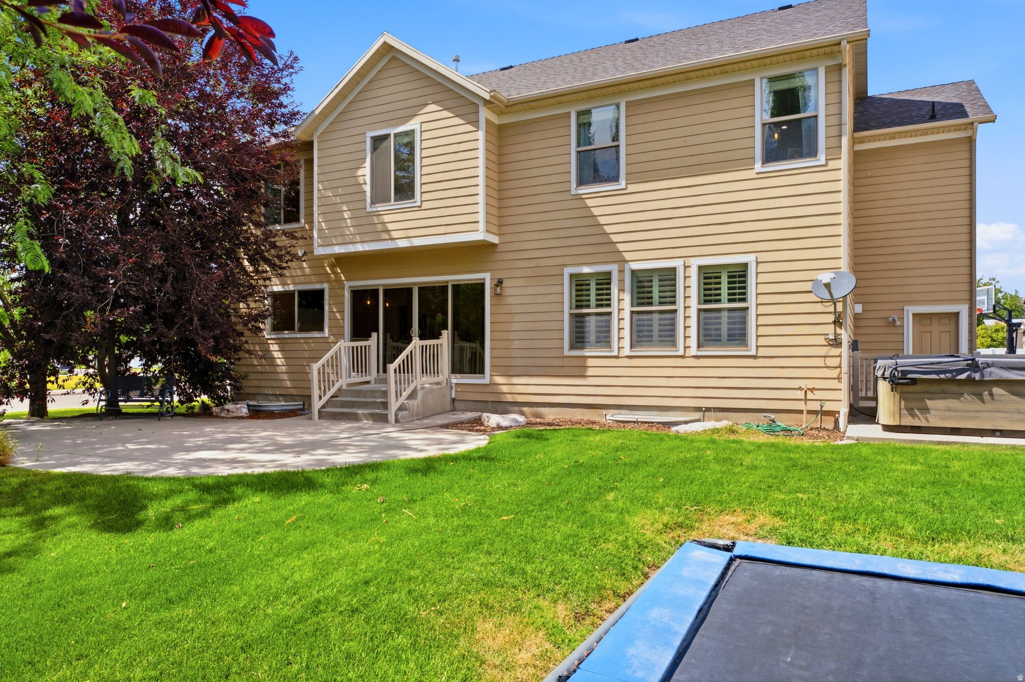 main property photo 74
