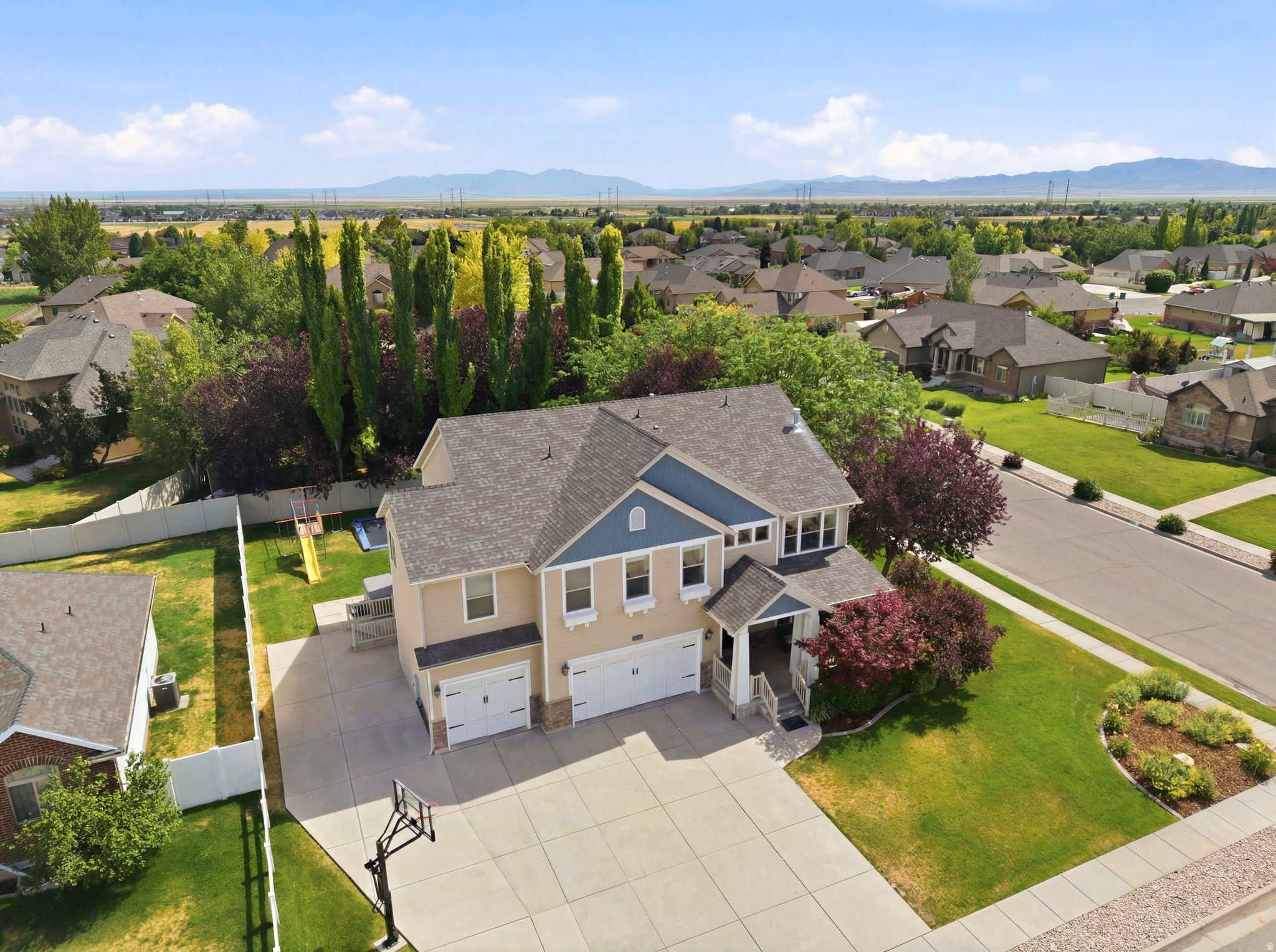 main property photo 83