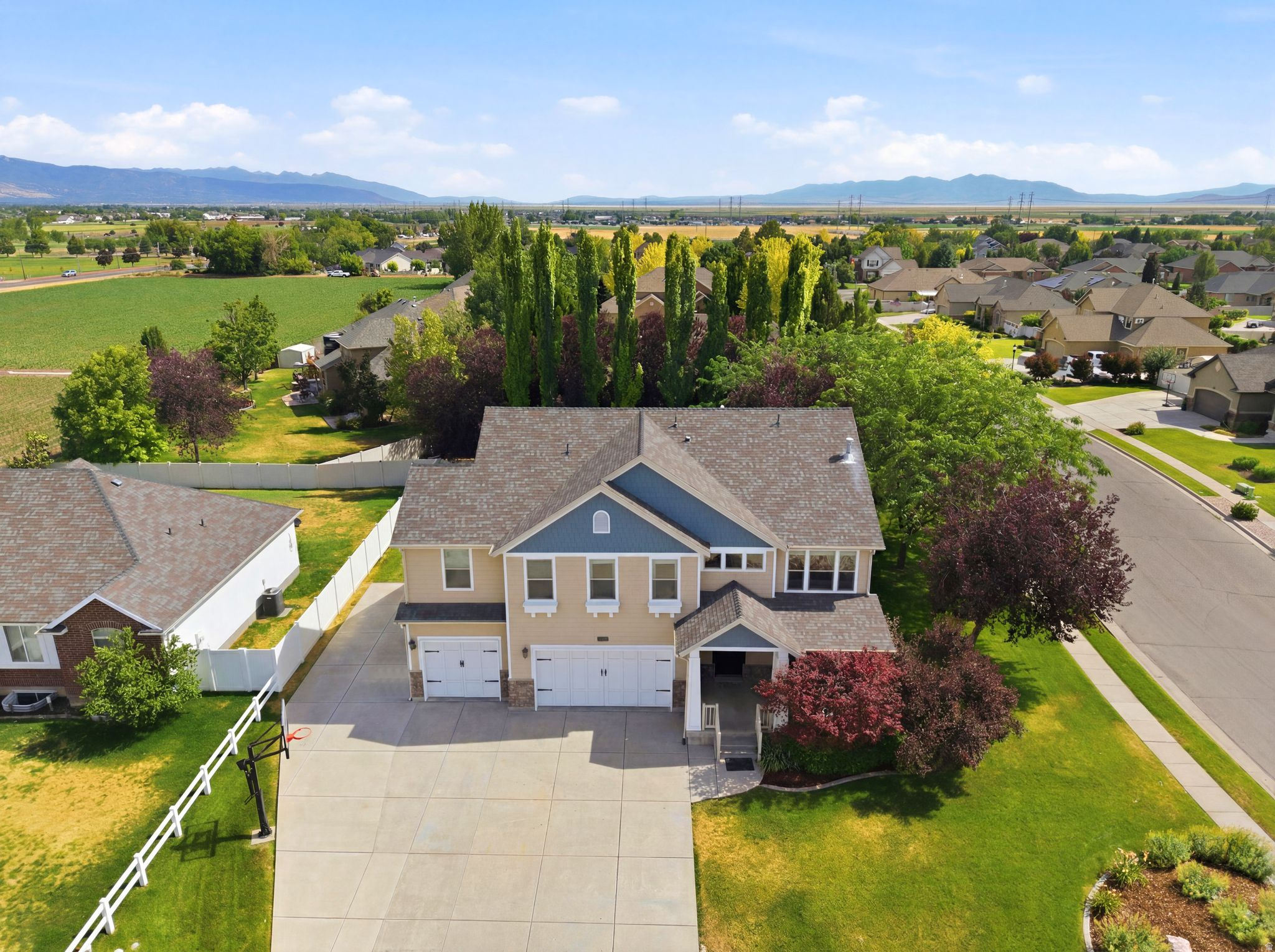 main property photo 84