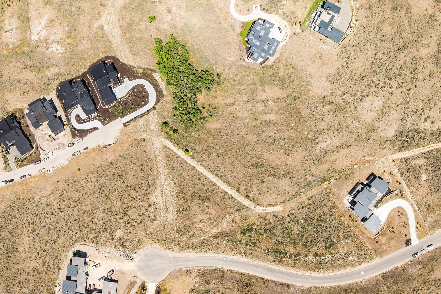 main property photo 11