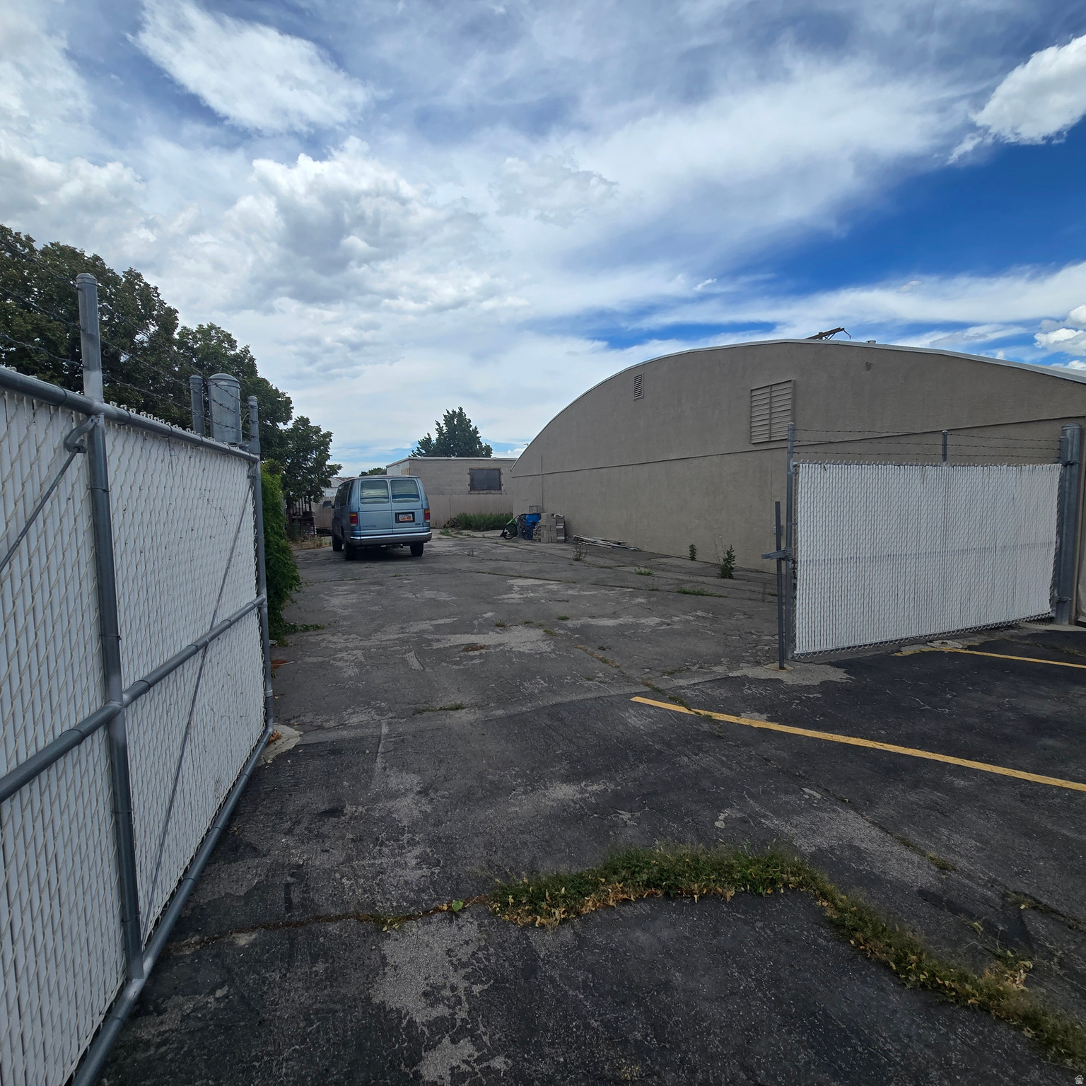 main property photo 9