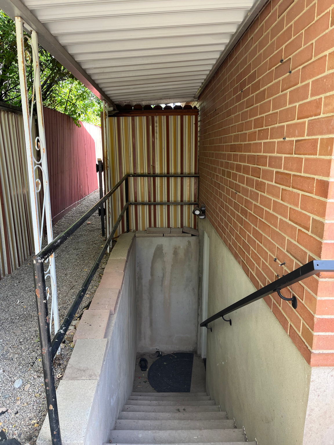 main property photo 38
